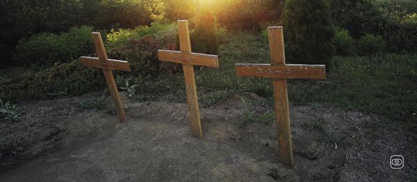 Migrants graves in the EU