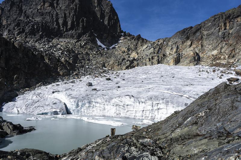 The last remnants of the Elena Glacier