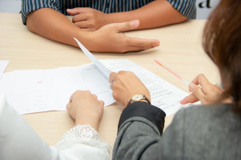 HR