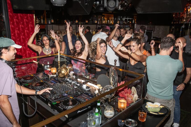 Dubai Party