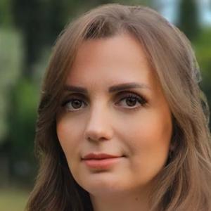 Esmeralda Topi