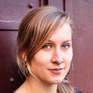 Katharina Finke journalist author