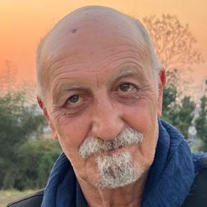 Emanuele Giordana o, %ae Spt