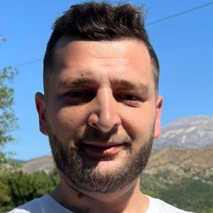 Arbër Shkreta