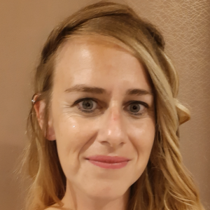 Ellen Debackere