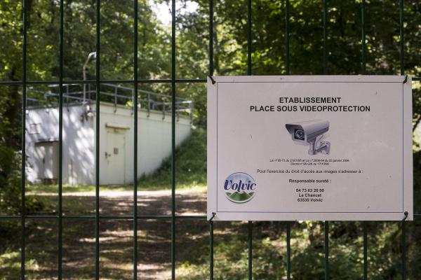 Nestlé recognises its responsibility and promises progress after Waterstories.eu's research (2021)