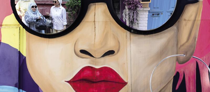 Reflecting sunglases