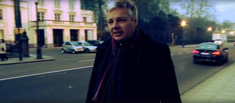  Zwijggeld - Reynders spot met parlement